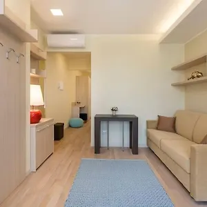 Apartment Bilo Via Bellinzona, Como