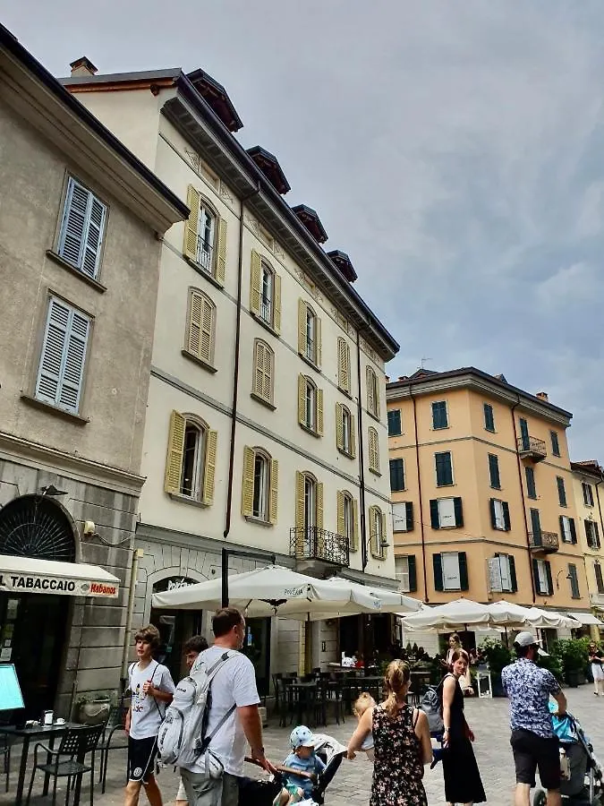 Divina Luxury Apartment With Jacuzzi Near The Lake Como 0*,